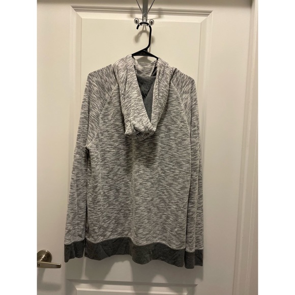 EXPRESS • GRAY SHADES • LIGHT HOODIE • SIZE L - Picture 2 of 3